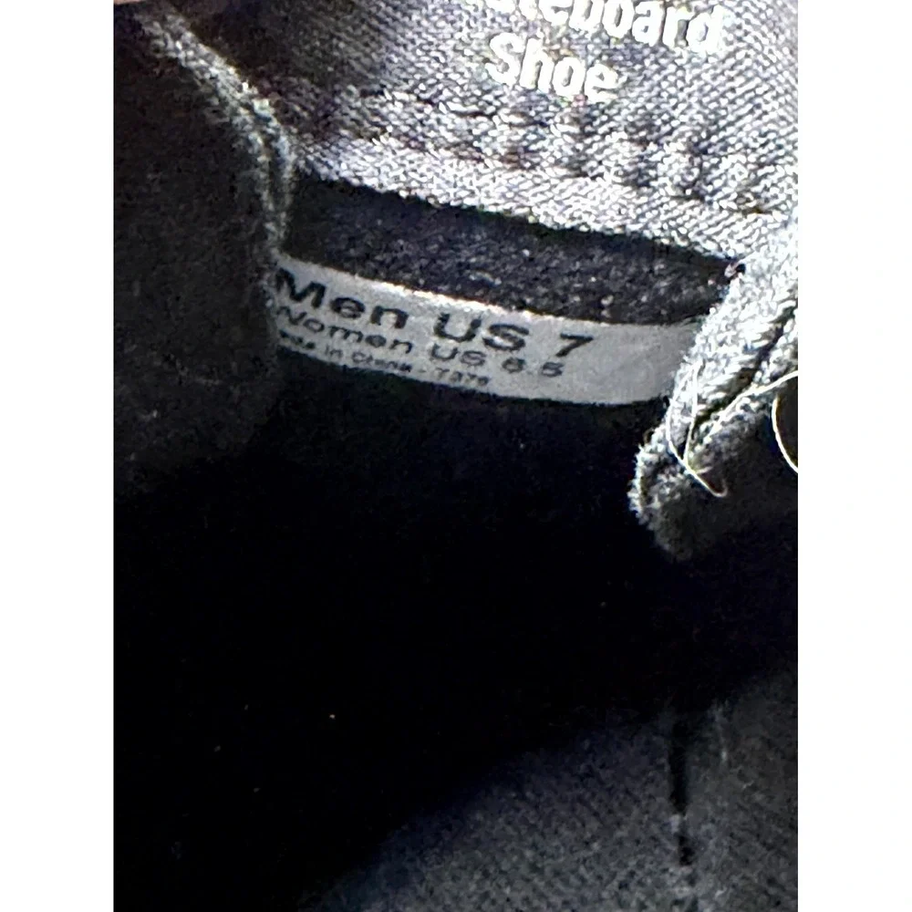 Vans Skate Sk8-Hi Mens 7 Shoes Triple Black Canvas‎ High Top Skateboard Shoes